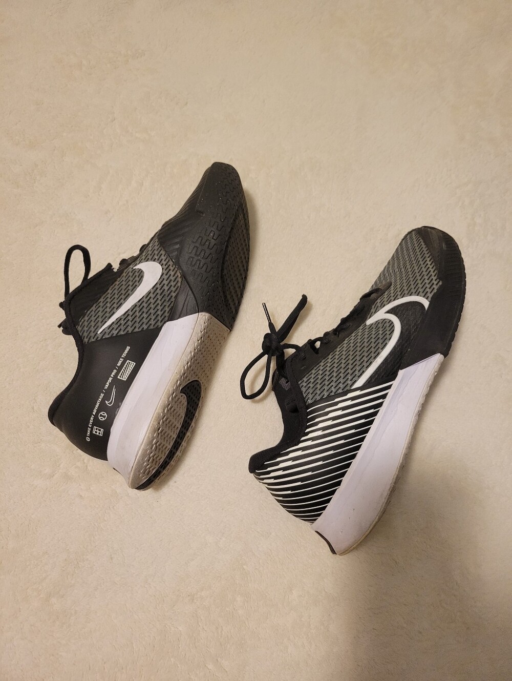 Nike Court Air Zoom Vapor Pro 2 - size 9.5